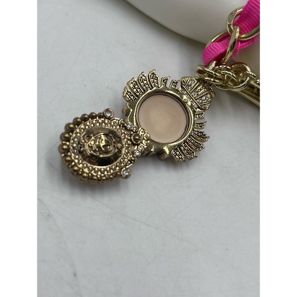 Juicy Couture Gold Save The Queen Perfume Charm Bracelet Gold Links
Pink Ribbon - Picture 7 of 10